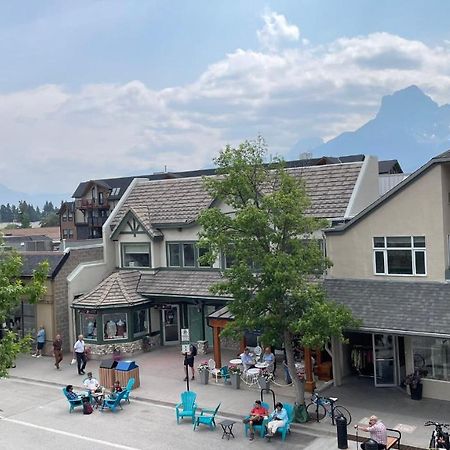 Unit #302 Mountain View 2 Beds In Dt Lejlighed Canmore Eksteriør billede